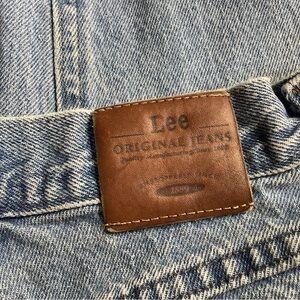 Lee 100% cotton, vintage size 8 M.